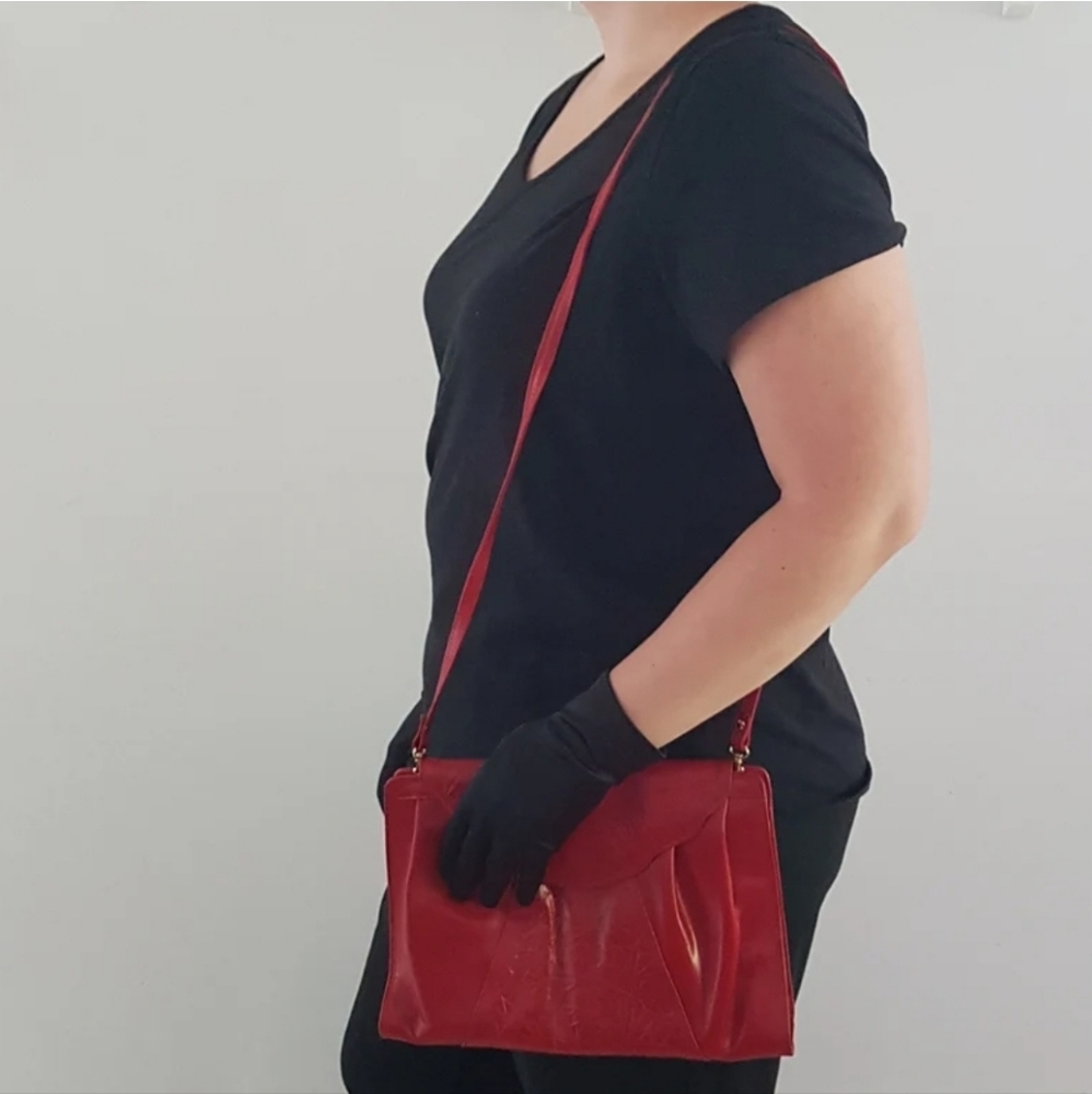 Italian Red Leather Shoulder Bag with Removable Strap - Convertible Clutch Purse - Picture 2 of 10